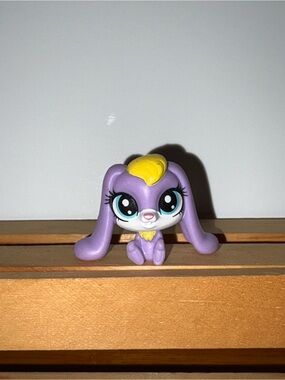 Mini Littlest Pet Shop Purple Bunny Rabbit #3979
